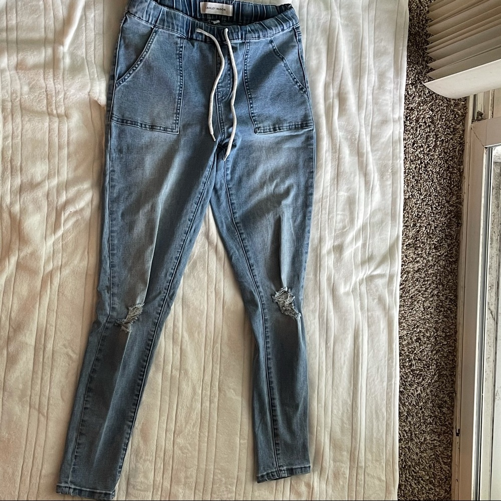 Drawstring skinny jeans